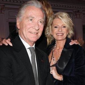 Un appartement qu'elle partage avec William Leymergie, son compagnon, avec lequel elle officialisait son histoire à l'été 2022.

William Leymergie et sa compagne Sophie Davant - 46ème édition du Gala "Best Awards" à l'hôtel Georges V à Paris 2022 © Coadic Guirec / Bestimage