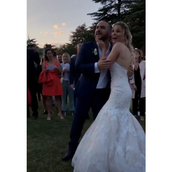 François-Xavier Demaison et Anaïs Tihay se sont mariés le 7 juin 2019 dans les Pyrénées-Orientales, unis à la mairie de Perpignan avant de célébrer leurs noces au château de Valmy à Argelès-sur-Mer. Image Instagram.