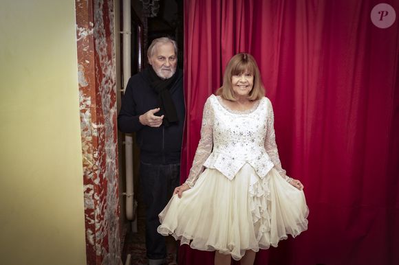 Exclusif - Jean-Jacques Debout, Chantal Goya, lors de la représentation pour Les Pièces Jaunes du Cirque Bouglione au Cirque d'Hiver organisée par le couturier Stéphane Rolland, Paris, France, le 10 janvier 2026. © Jack Tribeca / Bestimage