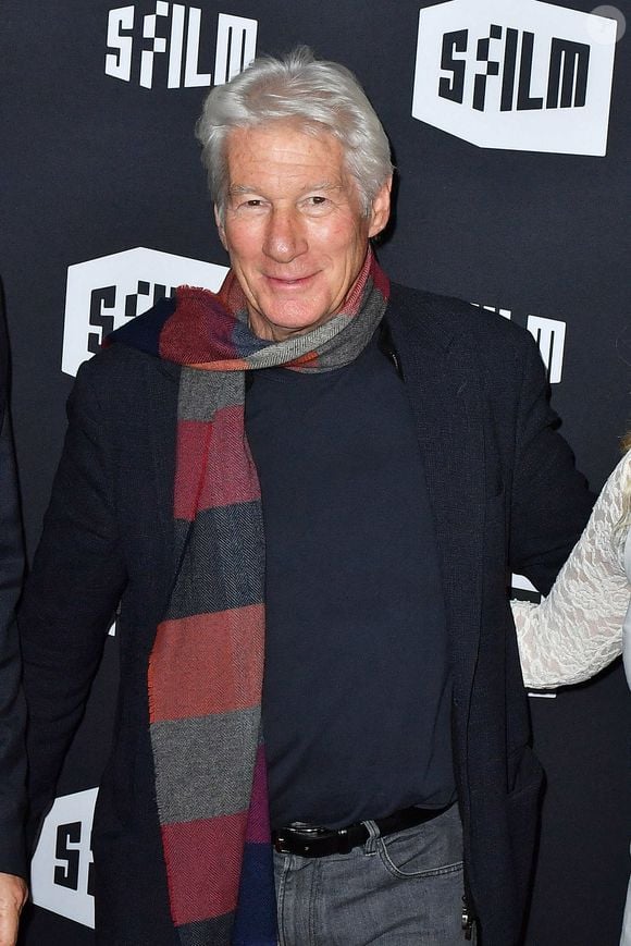 Richard Gere assiste à la remise des prix SFFILM 2025 au Gateway Pavilion le 8 décembre 2025 à San Francisco, Californie.

© Casey Flanigan/imageSPACE via ZUMA Press Wire