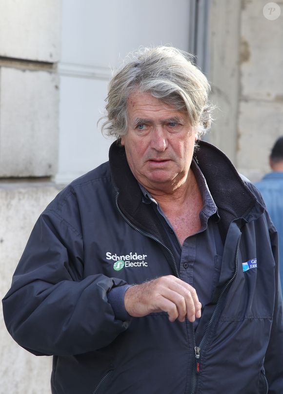Olivier de Kersauson - Arrivées des people à la radio Europe1 à Paris le 14 avril 2016.  |Semi-Exclusif - Arrivées de people à la radio Europe1 à Paris