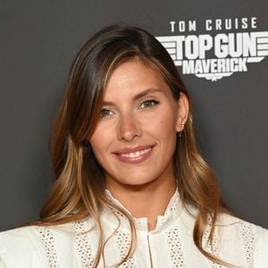 Malgré le sport et une hygiène de vie saine, les symptômes persistent.

Camille Cerf - Avant-première du film "Top Gun Maverick" à l'UGC Normandie à Paris le 19 mai 2022. © Coadic Guirec/Bestimage