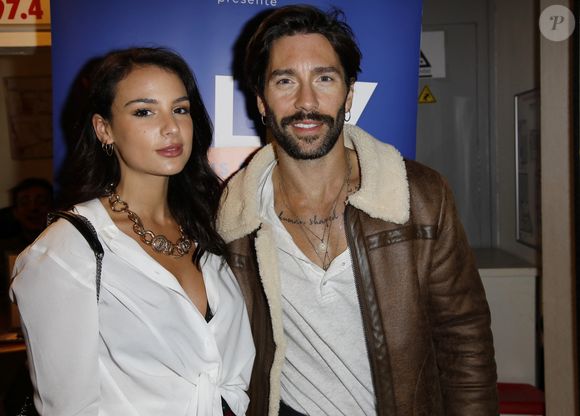 Sans doute les téléspectateurs ont cru qu'ils étaient encore ensemble... 
Jade Leboeuf, fille de Frank Leboeuf, son compagnon Stéphane Rodrigues au one man show "Allez vous faire communiquer" au théâtre de la comédie à Paris le 9 novembre 2018. © Marc Ausset-Lacroix / Bestimage