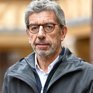 Et pour cause il souffre d'un TDAH. 

Michel Cymes lors de la 163e vente aux enchères des vins des Hospices de Beaune à Beaune, France, le 19 novembre 2023. Photo par Julien Reynaud/APS-Medias/ABACAPRESS.COM