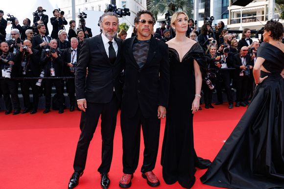 Nader Boussandel, Joey Starr (JoeyStarr), guest - Montée des marches du film " Amarga Navidad " lors du 79ème Festival International du Film de Cannes, le 19 mai 2026. © Jacovides-Moreau / Bestimage
|M - Montée des marches du film " Amarga Navidad " lors du 79ème Festival International du Film de Cannes