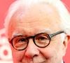Après deux ans de travail, il dévoile une gamme de huit parfums exclusifs.

Alain Ducasse au photocall de la cérémonie de remise des étoiles Michelin au Grimaldi Forum de Monaco, le 16 mars 2026. 1 étoile, 7 nouveaux 2 étoiles et 1 nouveau 3 étoiles pour l'édition 2026. Claudia Albuquerque/Bestimage