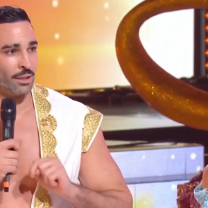 Adil Rami, en Aladdin, et sa partenaire Ana Riera lors du quatrième prime de "Danse avec les stars" sur TF1