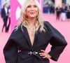 Le couple s'est installé dans le sud-ouest de la France

Bérengère Krief à la première du film "Nouvelle Vague" lors du 51éme Festival du Cinema Américain de Deauville le 12 septembre 2025. © Denis Guignebourg / Bestimage