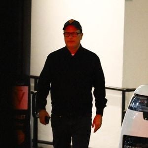 En 2002, elle a épousé le cinéaste Matthew Vaughn

Matthew Vaughn à Beverly Hills en 2025.
© Backgrid USA / Bestimage