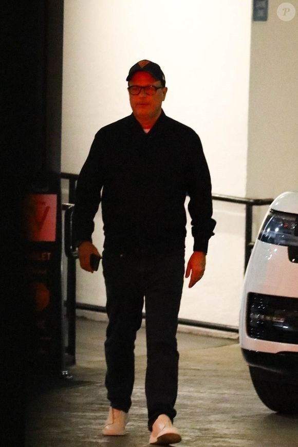 En 2002, elle a épousé le cinéaste Matthew Vaughn

Matthew Vaughn à Beverly Hills en 2025.
© Backgrid USA / Bestimage