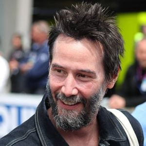 Keanu Reeves, passionné de moto, est venu jusqu'à Hohenstein-Ernstthal pour le grand prix moto GP d'Allemagne le 7 juillet 2024.

© Imago / Panoramic / Bestimage