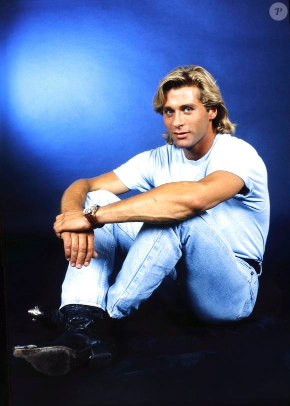 Archives - Le Chanteur Jean-Pierre François,  15 mai 1990. Crédit photo :  Cédric Perrin / Bestimage