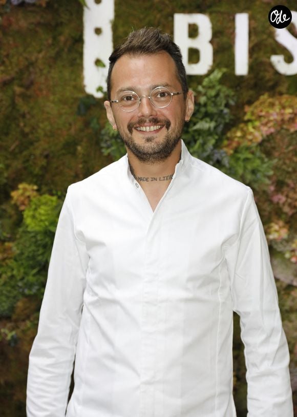 Une enquête interne a été menée, mais n'a débouché sur aucune sanction disciplinaire.

Exclusif - Arnaud Delvenne - Ouverture du premier restaurant "Top Chef" Le Bistrot à Suresnes le 7 juillet 2022. Le groupe M6 et S. Rotenberg, en collaboration avec Les Bistrots Pas Parisiens ont ouvert ce Bistrot Top Chef à Suresnes, d’une capacité de 100 places. © Marc Ausset-Lacroix/Bestimage