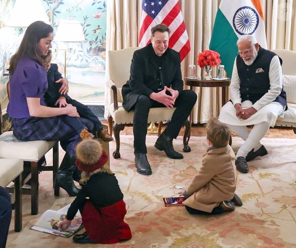 Le milliardaire et conseiller de Donald Trump vient d'avoir un garçon avec Shivon Zilis, déjà mère de deux de ses enfants

Elon Musk avec le Premier Ministre indien Narendra Modi à Washington et la mère de trois de ses enfants, Shivon Zilis. ©Photo Press Service / BESTIMAGE