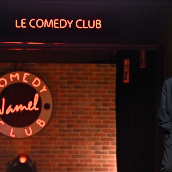 "Pour une raison évidente, à Paris on est repus de spectacles, il y en a matin midi et soir", affirme-t-il.

Jamel Debbouze était sur la scène du Palais Nikaia à Nice, le 27 février 2025, pour présenter son Jamel Comedy Club où se sont succédés Antek, Doully, Ilyes Djadel, Julien Santini, Nordine Ganso, Redouane Harjane et Kino en première partie © Bruno Bebert/Bestimage