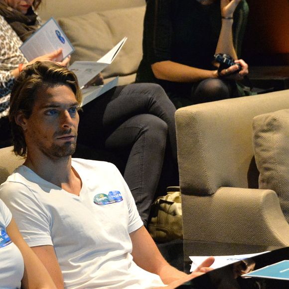 Camille Lacourt et sa femme Valérie Bègue sont les parrain et marraine du 10ème anniversaire du partenariat entre Pampers et l'Unicef pour le vaccin des enfants contre le tétanos. Paris, le 13 novembre 2015