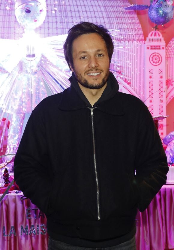 Vianney lors de l'inauguration du 130ème Noël aux Galeries Lafayette, et des illuminations des vitrines, à Paris. Le 14 novembre 2024
© Marc Ausset-Lacroix / Bestimage