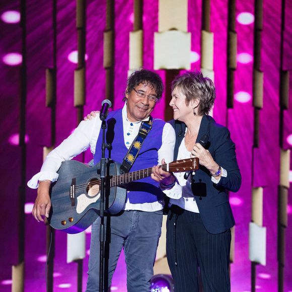 Exclusif - Laurent Voulzy et Véronique Jannot - Enregistrement de l'émission "La boîte à Secrets 5" à Paris, qui sera diffusée le 6 novembre sur France 3. Le 21 septembre 2020 © Tiziano Da Silva / Bestimage