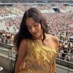 La jeune styliste Nadianna Senki reproduit la robe d’Aya Nakamura aux Jeux Olympiques pour son concert au Stade de France