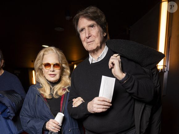 Sylvie Vartan et son mari Tony Scotti - Hélène (Hélène Rolles) en concert exceptionnel au Théâtre Marigny à Paris pour 2 soirs. Paris le 7 mars 2025.
© Pierre Perusseau / Tiziano da Silva / Bestimage No web pour Belgique et Suisse