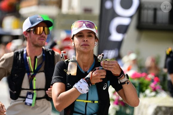 Exclusif - Marine Lorphelin (Miss France 2013) participe et finit la course MCC, 40 kms et 2300m de dénivelé positif, en marge de l'Ultra Trail du Mont Blanc (UTMB) à Chamonix le 26 août 2024.
Son compagnon Stanislas Gruau l'a soutenu sur tout le parcours

© Romain Doucelin / Bestimage