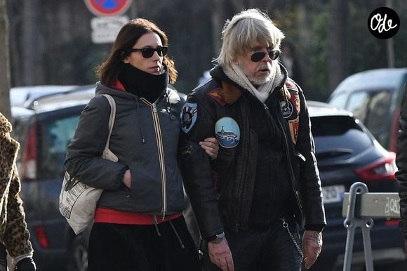 Renaud Séchan et Lola Séchan lors des obsèques de Thierry Séchan au cimetière de Montparnasse, le 16 janvier 2019 à Paris, en France. Photo : Abaca
