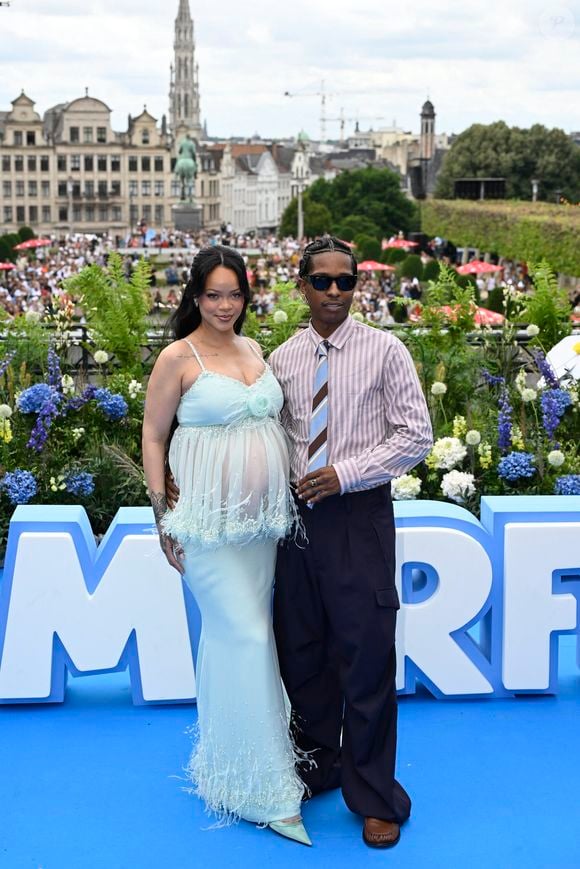 Rihanna, enceinte, et son compagnon A$AP Rocky (ASAP) aux arrivées et au photocall de la première du film Les Schtroumpfs au Mont des Arts à Bruxelles, Belgique © Jan De Meuleneir/Photonews/Bestimage