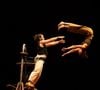 Les deux artistes ont déjà présenté leur spectacle en Italie, lors du Festival européen du cirque aérien de Turin.

Lola Cahen, la fille de Zazie, se lance dans une carrière artistique. Capture d'écran Instagram
