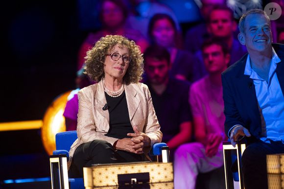 Exclusif - Mireille Dumas et Garou lors de l'enregistrement de l'émission "La Boîte à secrets", présentée par F.Bollaert et diffusée le 26 septembre 2025 sur France 3, dans les studios du Lendit à Saint-Denis, Seine Saint-Denis, France, le 8 septembre 2025. © Pierre Perusseau/Bestimage