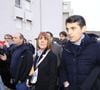 Gisèle Pélicot et son avocat, Stéphane Babonneau à leur arrivée au tribunal d'Avignon - Procès de l'ex-mari D.Pelicot, accusé de l'avoir droguée pendant près de dix ans et d'avoir invité des inconnus à la violer à leur domicile de Mazan, une petite ville du sud de la France, à Avignon le 19 décembre 2024. 2024. Un tribunal de la ville méridionale d'Avignon juge D.Pelicot, un retraité de 71 ans, pour avoir violé à plusieurs reprises et enrôlé des dizaines d'étrangers pour violer sa femme fortement sous sédatifs dans son propre lit pendant une décennie. Cinquante autres hommes, âgés de 26 à 74 ans, sont également jugés pour leur implication présumée, dans une affaire qui a horrifié la France. Les procédures judiciaires, qui se déroulent jusqu'en décembre, sont ouvertes au public à la demande de l'ex-femme et victime de Dominique Pelicot. Ce jeudi matin, la cour criminelle du Vaucluse a rendu son verdict dans l'affaire des viols de Mazan. Dominique Pelicot est condamné à 20 ans de réclusion criminelle et l'ensemble des 51 accusés sont reconnus coupables. © Franz Chavaroche / Bestimage