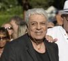Enrico Macias a dévoilé un secret dont il n'avait jamais parlé auparavant à propos d'Eddie Barclay : "J'ai même écrit une chanson que vous ne connaissez pas, Le dernier des seigneurs, et c'était lui"
Exclusif - Enrico Macias, Jean-Marie Bigard - Personnalités à l'exposition photographique de Paris Match "Eddie Barclay — Saint-Tropez, le sens de la fête !" place Blanqui à Saint-Tropez
© Sophie Louvet / Nice Matin / Bestimage