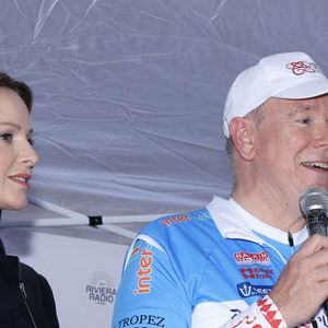 La princesse Charlène de Monaco et le prince Albert II de Monaco - Le prince Albert II de Monaco participe à une randonnée à vélo de Saint-Tropez à la Principauté de Monaco en 4 heures et 15 minutes, au profit de la Fondation de la Princesse Charlène de Monaco le 27 avril 2025. © Claudia Albuquerque/Bestimage
