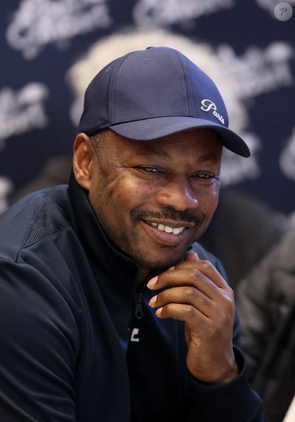 MC Solaar - Conférence de presse de la nouvelle édition du Foot-Concert organisé par le Réseau A.Ma.N.D./Huntington Avenir à la LDLC Arena à Lyon le 11 Novembre 2024. Cet événement solidaire unique en France rassemble le sport et la musique pour lutter contre les maladies neurodégénératives. © Dominique Jacovides/Bestimage