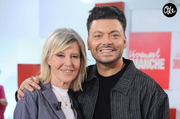 Les deux acteurs ne se quittent plus depuis quelques semaines

Exclusif - Chantal Ladesou et Kev Adams lors de l'enregistrement de l'émission Vivement dimanche au studio Rive gauche, présentée par M.Drucker et diffusée le 4 octobre sur France 3, à Paris, France, le 30 septembre 2026. © Guillaume Gaffiot/Bestimage