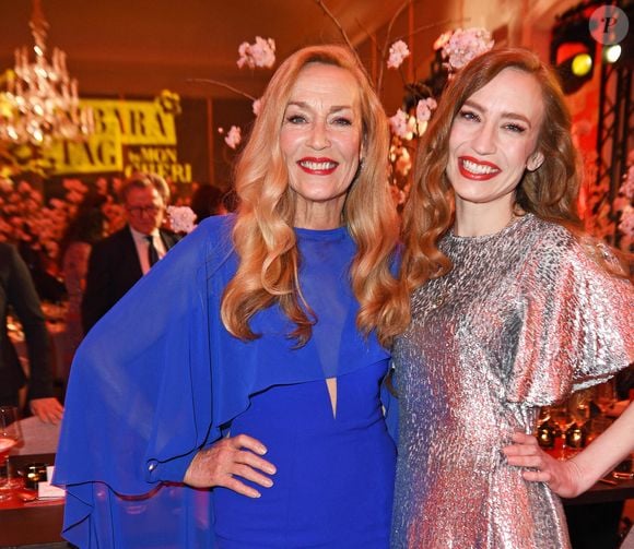 Jerry Hall et sa fille Elizabeth Jagger - au château de Nymphenburg à Munich le 04.12.2024.