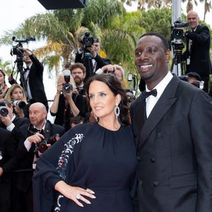 Omar Sy et sa femme Hélène - Montée des marches du film " Top Gun : Maverick " lors du 75ème Festival International du Film de Cannes. Le 18 mai 2022 © Olivier Borde / Bestimage