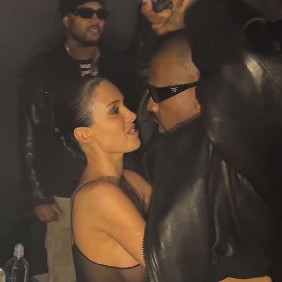 Los Angeles, CA - EXCLUSIF - Kanye West et sa femme Bianca Censori partagent un moment torride lors d'une soirée privée après les Grammy à Los Angeles.