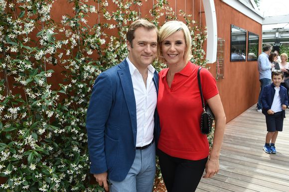 La journaliste Laurence Ferrari et son compagnon le violoniste Renaud Capucon assistent aux Internationaux de France de tennis à Roland Garros le 5 juin 2017 à Paris, France. Photo by Laurent Zabulon/ABACAPRESS.COM