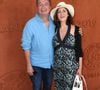 Il a confié que s'il était comme son personnage de "Scènes de ménages" José, elle l'aurait quitté depuis longtemps
Frédéric Bouraly et Valérie Karsenti au village lors des internationaux de tennis de Roland Garros à Paris, France, le 1 juin 2019. © Jacovides-Moreau/Bestimage
