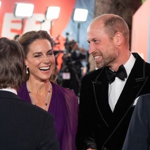 Le prince et la princesse de Galles ont effectué une sortie publique particulièrement remarquée.
Kate Middleton, le prince William à l'avant-première de "DIGGER" à Londres, le 22 Septembre 2026.
©GOFF / BESTIMAGE