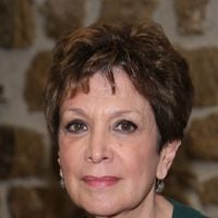 Presque un an après le départ de Catherine Laborde, sa fille Gabrièle évoque le rôle de son père Jimmy, ex-mari de la présentatrice, présent jusqu'au bout