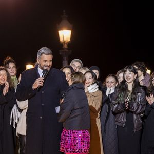 Exclusif - Olivier Minne et Zoé Clauzure - Emission "La grande soirée du 31 de Paris", diffusée le 31 décembre sur France 2 
© Cyril Moreau / Bestimage
