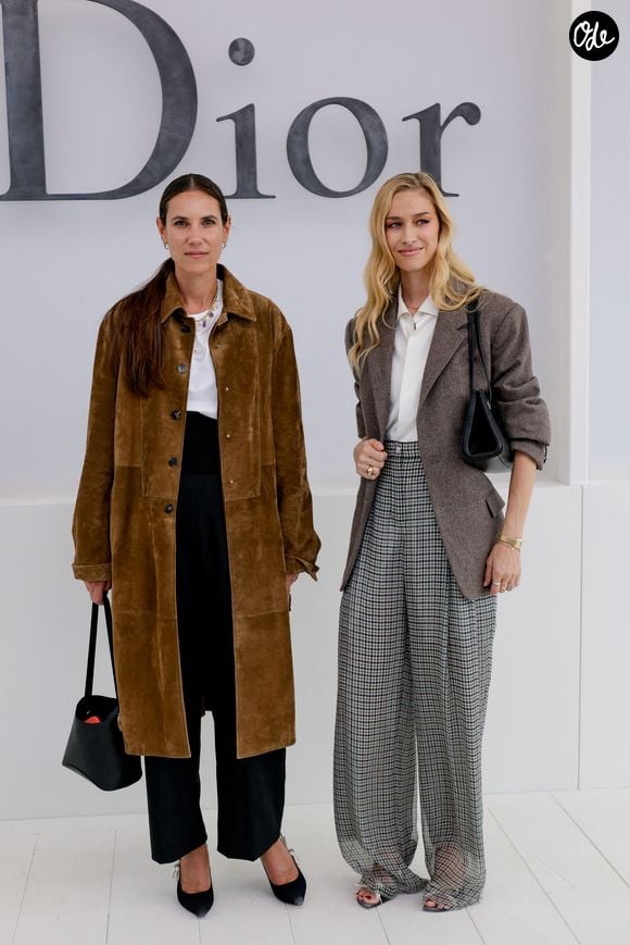 Les deux belles-filles de Caroline de Monaco étaient installées côte à côte au premier rang.

Tatiana Santo Domingo, Béatrice Borromeo au photocall du défilé Christian Dior Collection Femme Prêt-à-Porter Printemps/Eté 2027 lors de la Fashion Week de Paris (PFW) au Jardin des Tuileries, à Paris, France, le 29 septembre 2026. © Olivier Borde/Bestimage