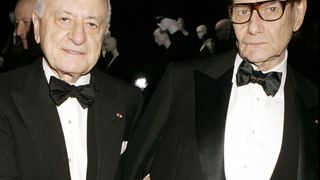 Après Marrakech, Yves Saint Laurent et Pierre Bergé ont mis le cap sur ce manoir normand de 30 hectares avec héliport et datcha