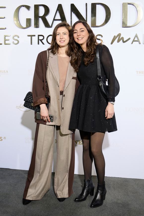 Les amoureux ont ainsi décidé de s'installer dans leur maison secondaire

guest, Nina Métayer - Première édition des Trophées Madame – Le Grand Dîner dans le cadre prestigieux de l'hôtel Peninsula à Paris le 6 mars 2025. Cet événement d’exception a réuni des figures influentes du monde de la culture, du sport, du luxe et de l’entrepreneuriat, venues célébrer les femmes qui façonnent et inspirent notre époque.
© Cyril Moreau/Bestimage