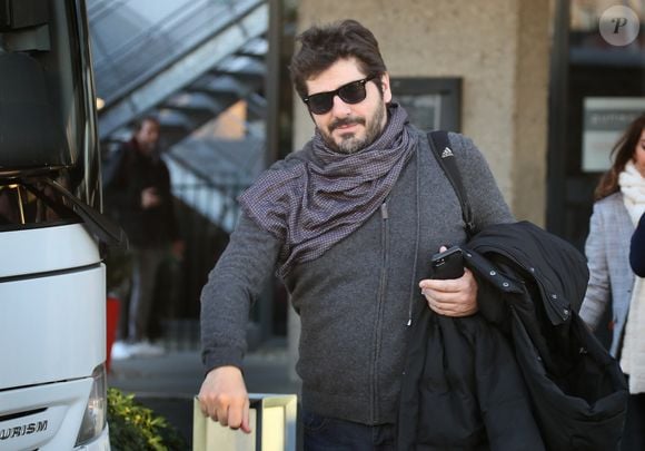 Patrick Fiori - Les people quittent leur hôtel afin de participer à l'enregistrement du nouveau spectacle des Enfoirés à Bordeaux le 28 janvier 2019. Les Enfoirés célébreront leurs 30 ans à Bordeaux où leur dernière visite remonte à la tournée des Enfoirés en 2000 ! © Agence/Bestimage