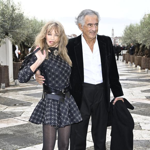 Arielle Dombasle et Bernard-Henri Levy à Venise pour la Gala Pinault, le 6 mai 2026.

©SGPItalia