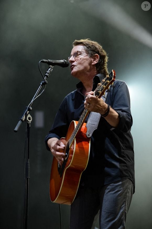 Francis Cabrel se produit en concert au Paléo Festival de Nyon, en Suisse, le 21 juillet 2016. Photo by Loona/ABACAPRESS.COM