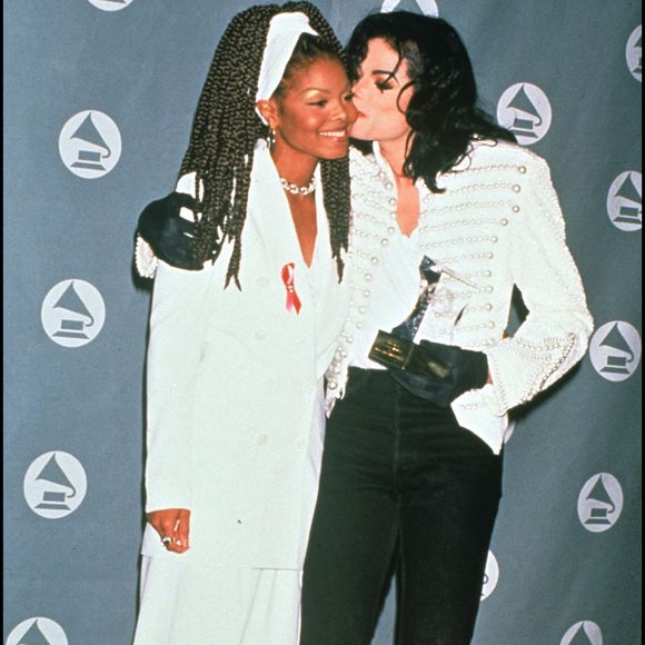 Selon les informations du "Daily Beast", Janet Jackson aurait tout bonnement "détesté" le film sur son frère après une projection privée, tout comme sa nièce Paris.

Janet Jackson et son frère Michael aux Grammy Awards. 

©BestImage