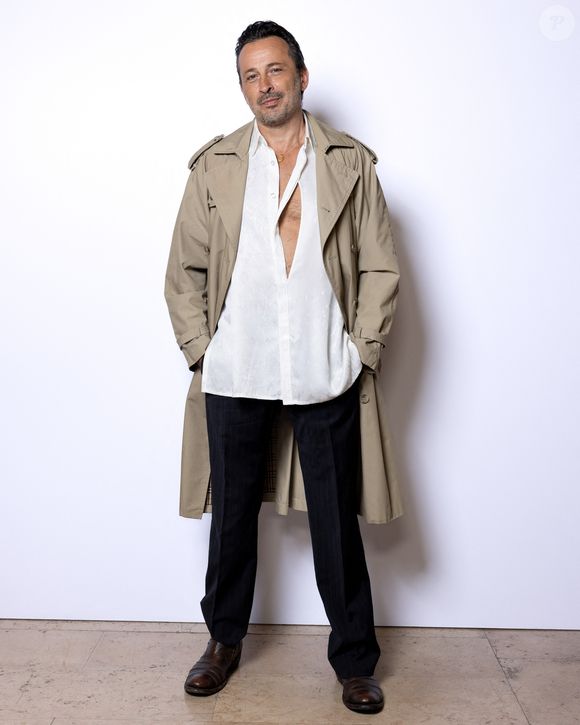 L'occasion de s'intéresser à l'acteur

Exclusif -  Michael Cohen  - Photocall du défilé LGN - Louis Gabriel Nouchi lors de la Paris Fashion Week - Mode Homme printemps/été 2025, Paris, France, 19 Juin 2024. © Jeremy Melloul / LGN Louis Gabriel Nouchi / Bestimage